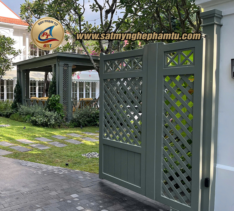 CỬA CỔNG - CC09
