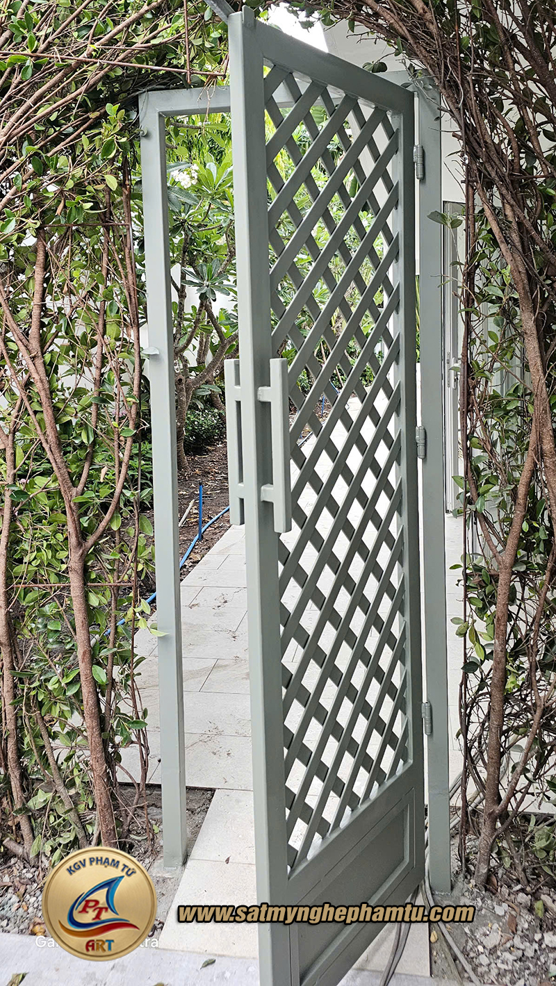 TRANG TRÍ NỘI NGOẠI THẤT 11